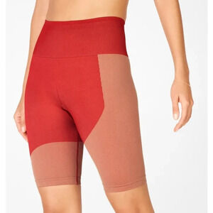 Fabletics Seamless High-Waisted Block Short HAUTE RED/MAPLEWOOD  size XS NWT‎